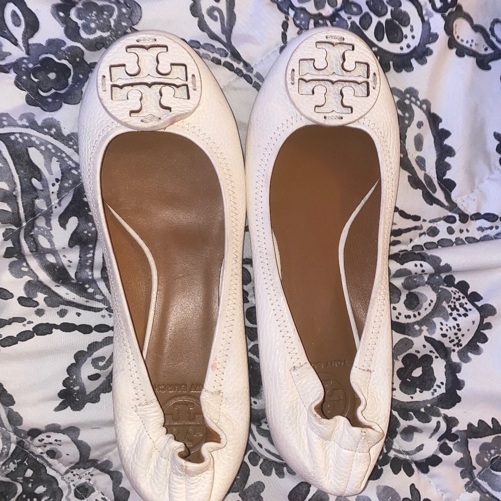 White Tory Burch flats